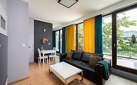 Ochota Deluxe Apartment
